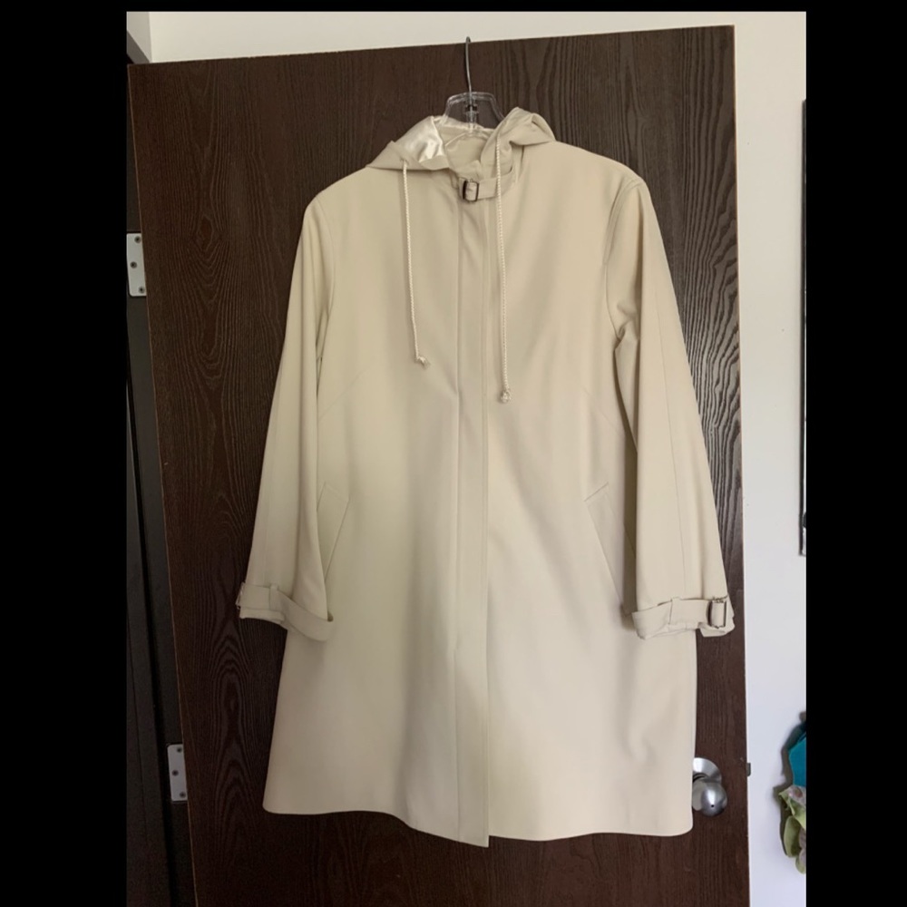Cream swing coat
